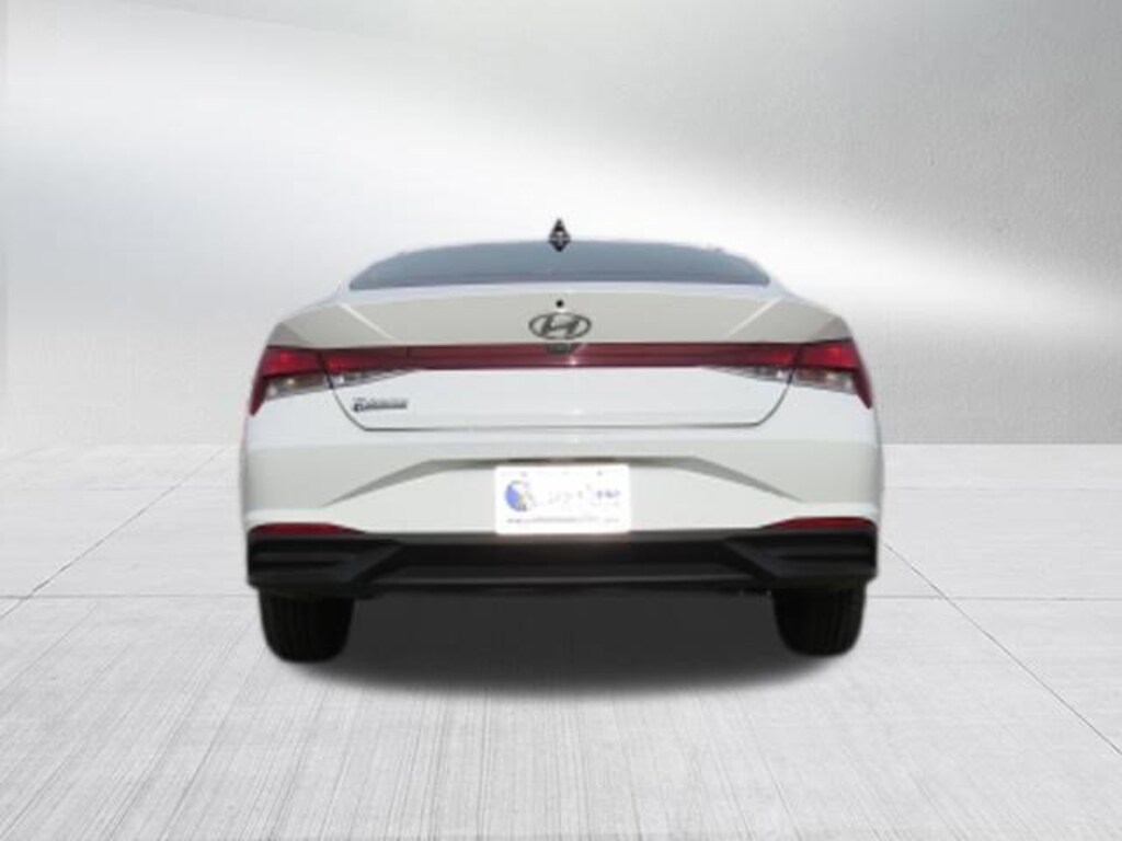 Used 2023 Hyundai Elantra SEL Sedan