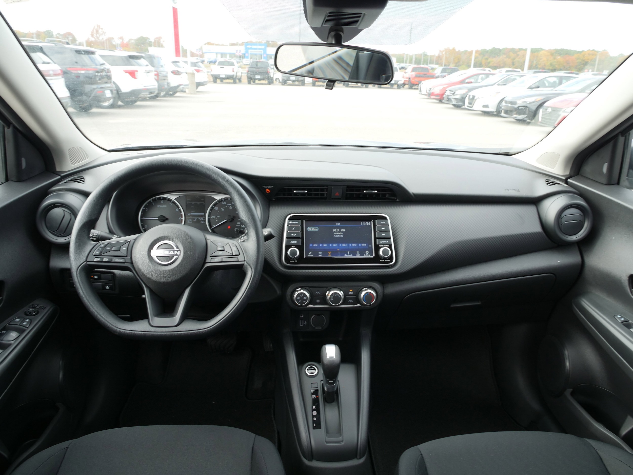 2025 Nissan KICKS PLAY Base - Photo 15