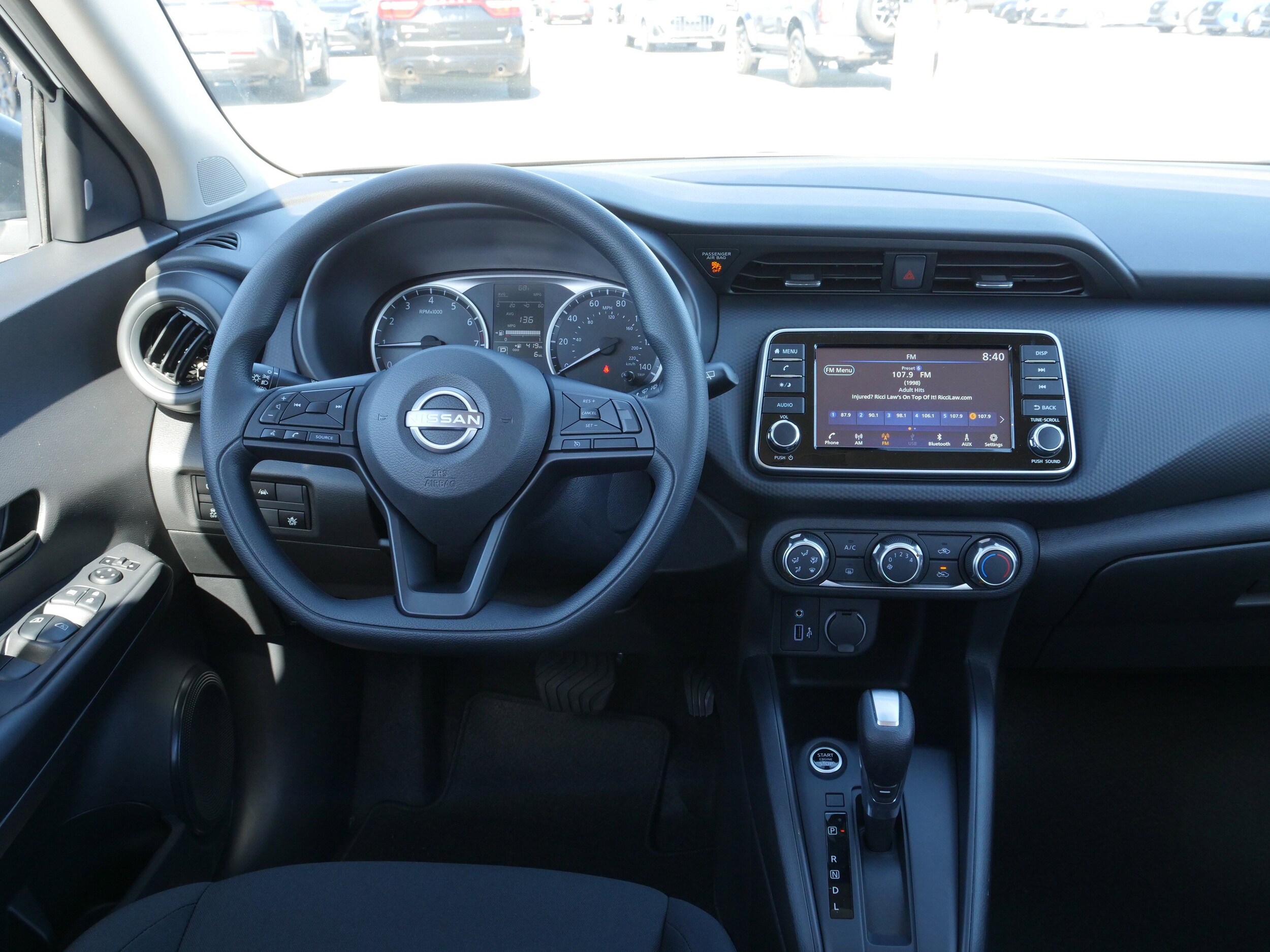 2025 Nissan KICKS PLAY Base - Photo 19