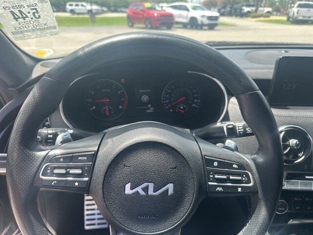 2023 Kia Stinger GT-Line photo 2
