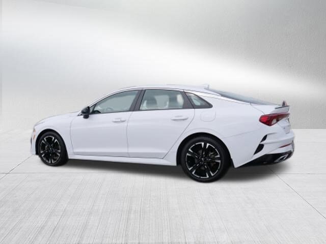 2022 Kia K5 GT-Line photo 4