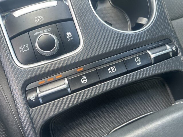 2023 Kia Stinger GT-Line photo 3