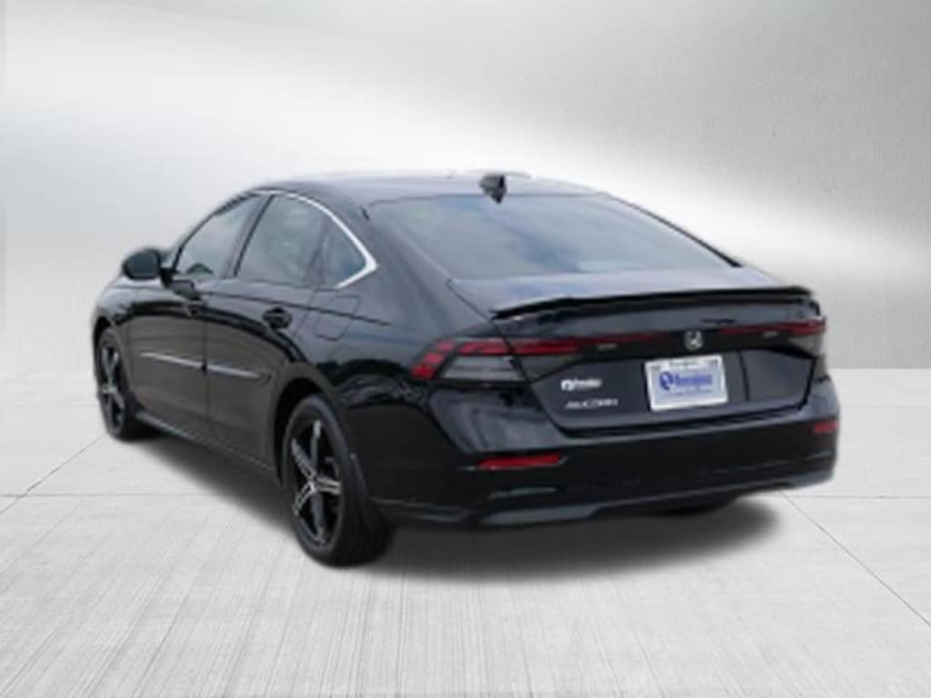 Used 2024 Honda Accord EX Sedan