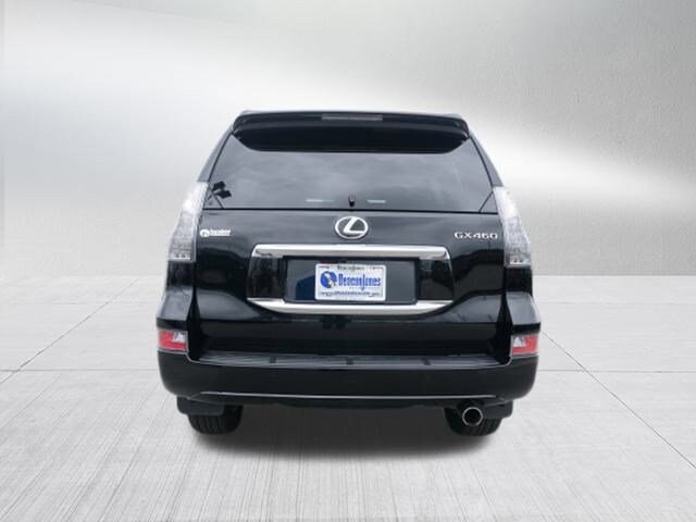 2022 Lexus GX 460 Premium photo 3