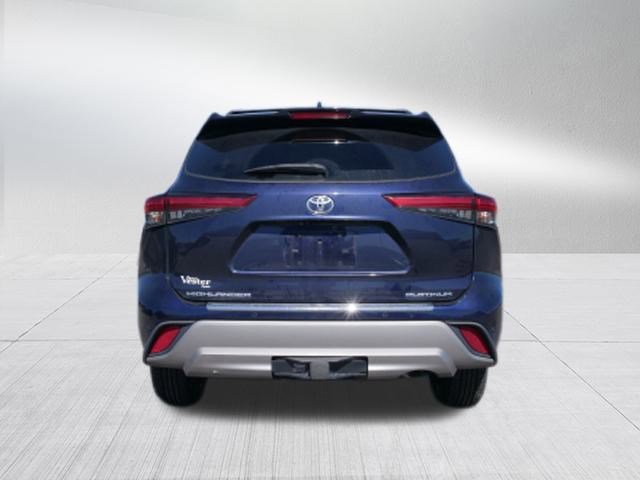 2021 Toyota Highlander Platinum photo 3