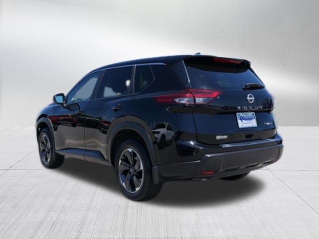 2024 Nissan Rogue SV photo 2