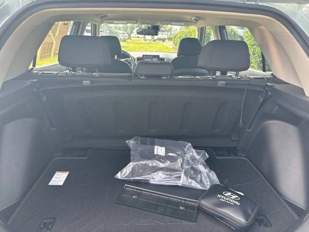 Certified 2025 Hyundai Venue SE SUV