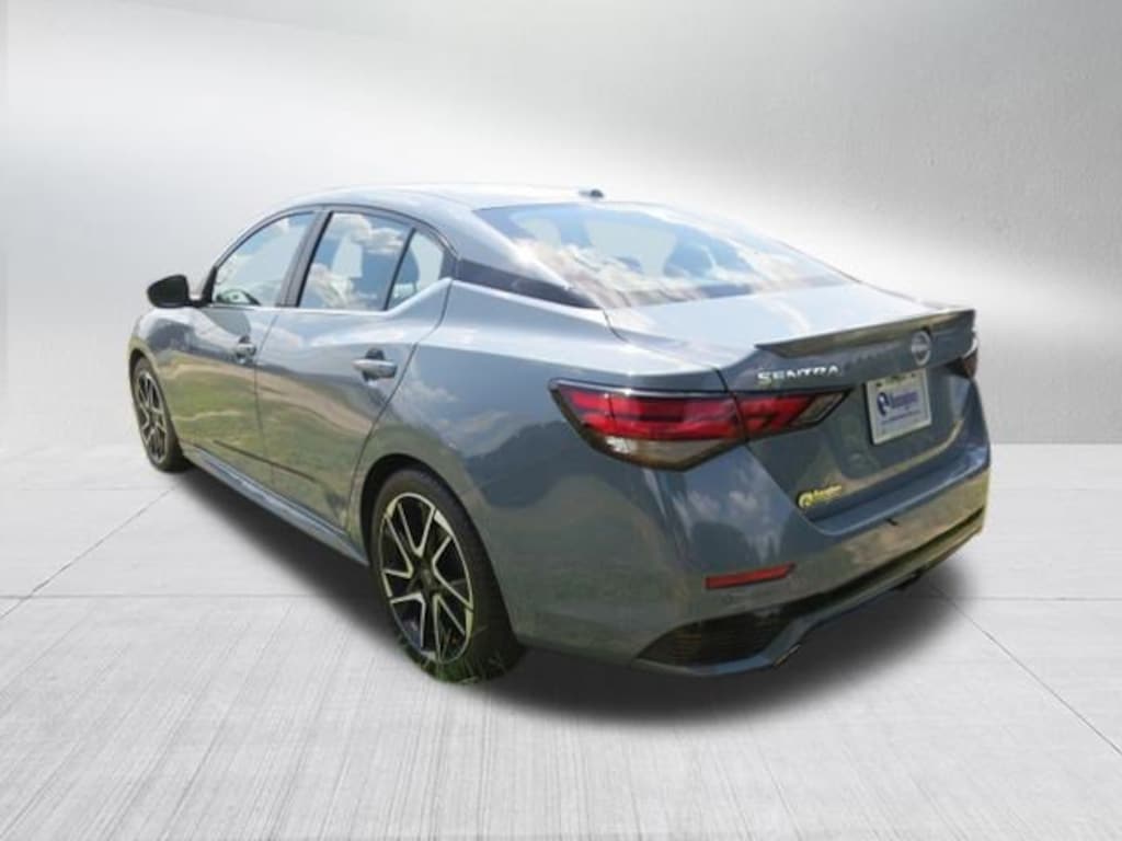 Used 2024 Nissan Sentra SR Sedan
