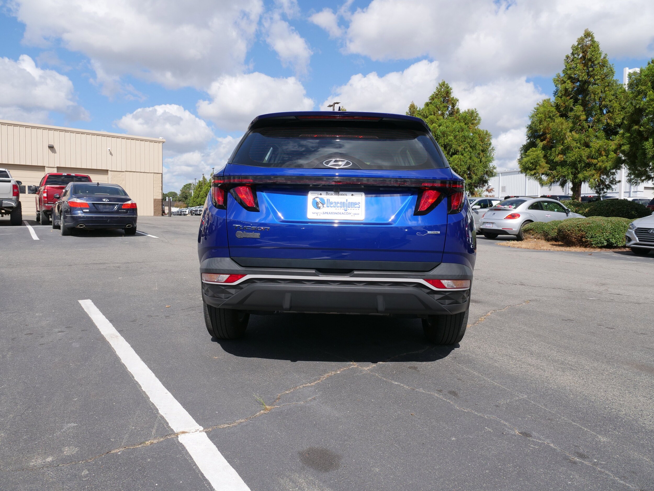 2023 Hyundai Tucson SE photo 2