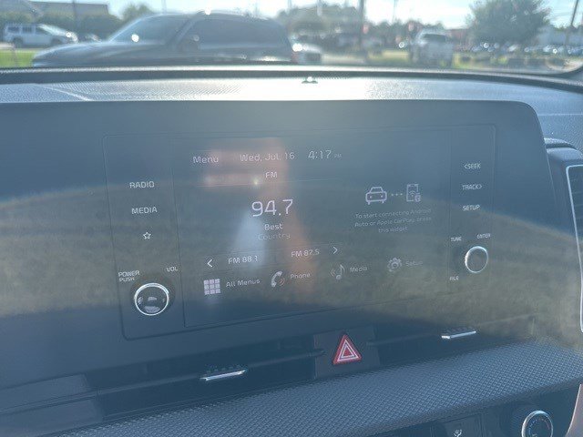 2023 Kia Sportage LX photo 3