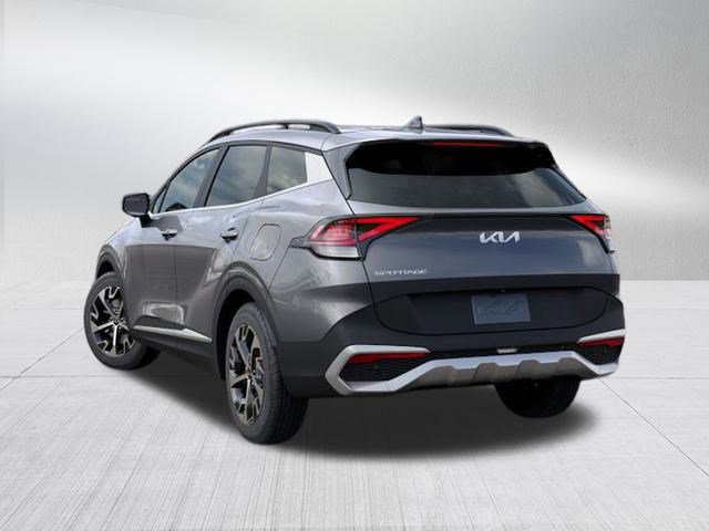 2025 Kia Sportage EX photo 3