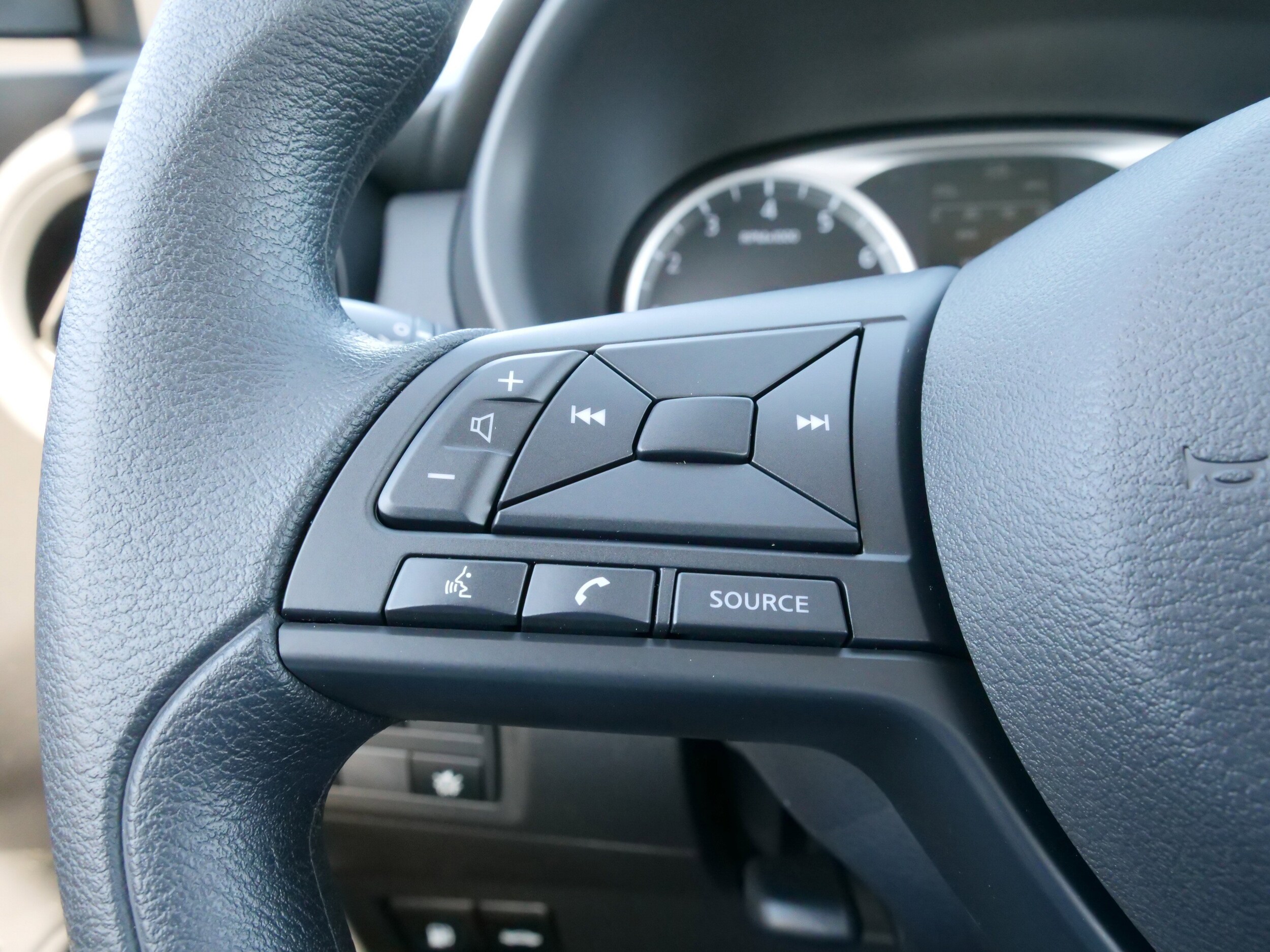 2025 Nissan KICKS PLAY Base - Photo 22