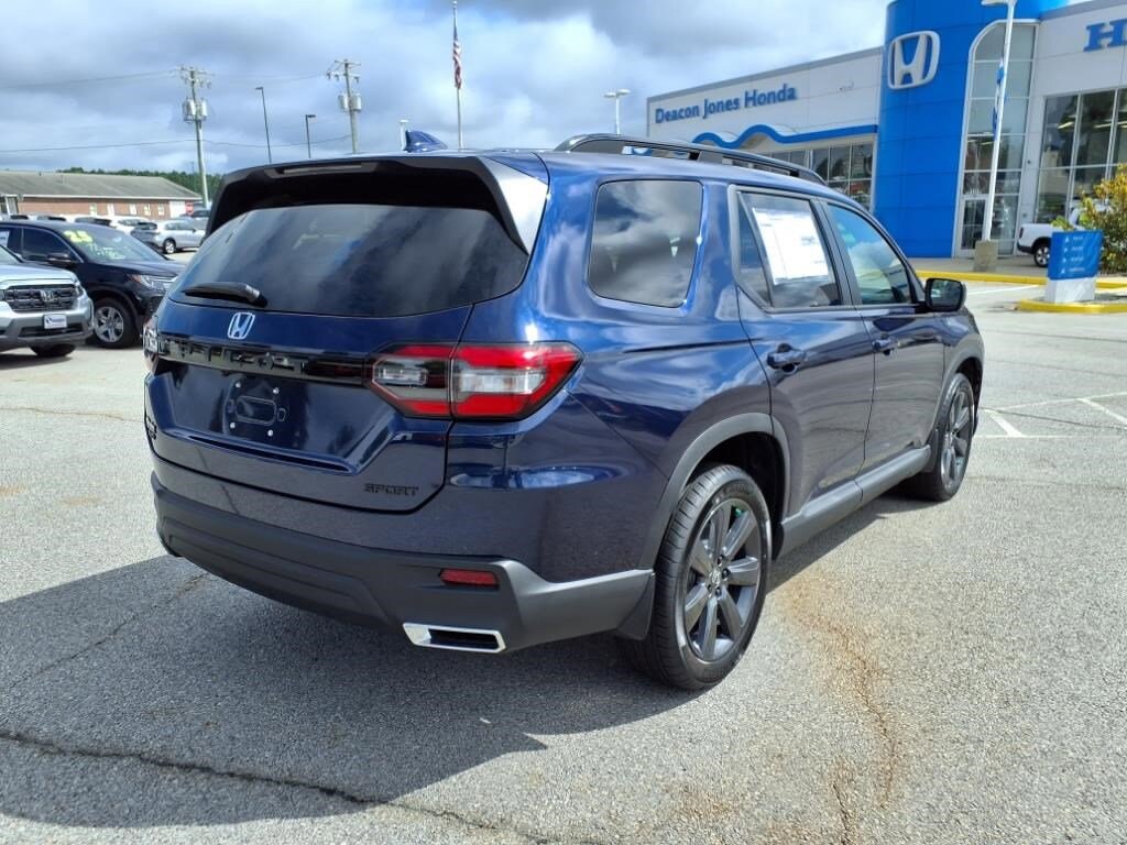 New 2025 Honda Pilot Sport SUV