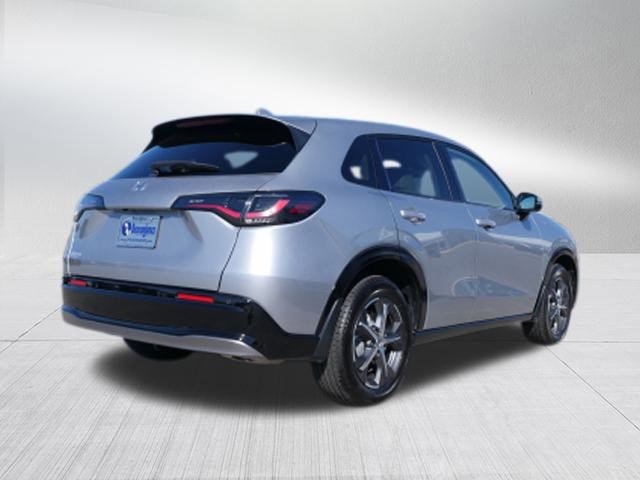 2025 Honda HR-V EX-L photo 2