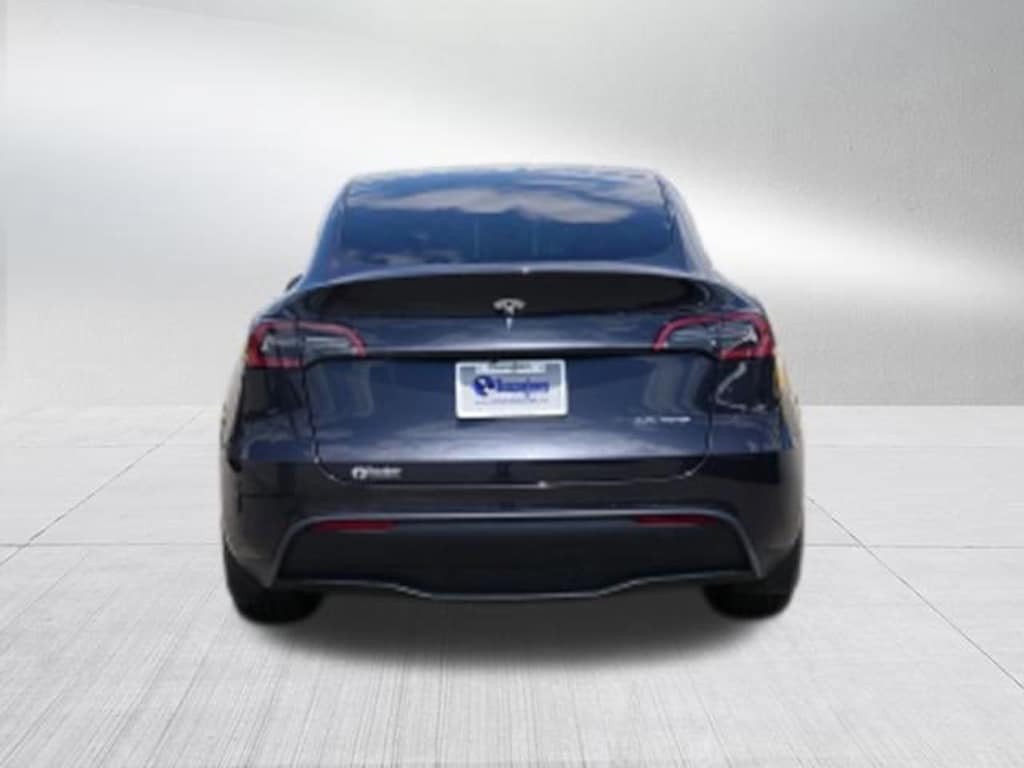 Used 2024 Tesla Model Y Long Range SUV