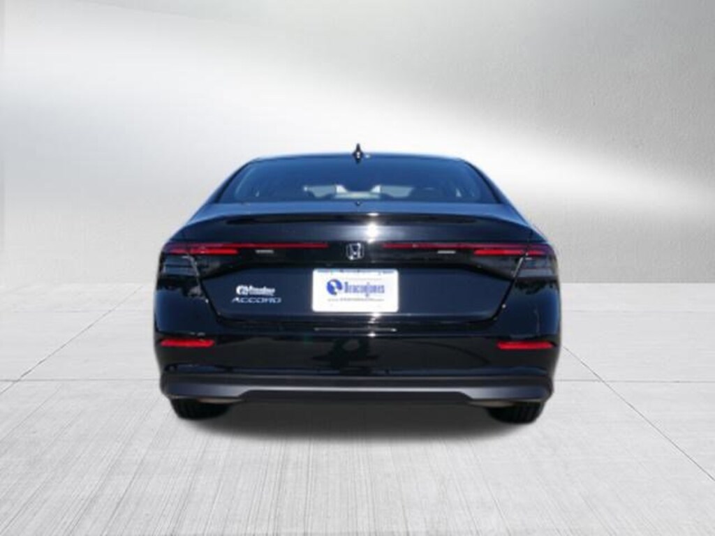 New 2025 Honda Accord LX Sedan