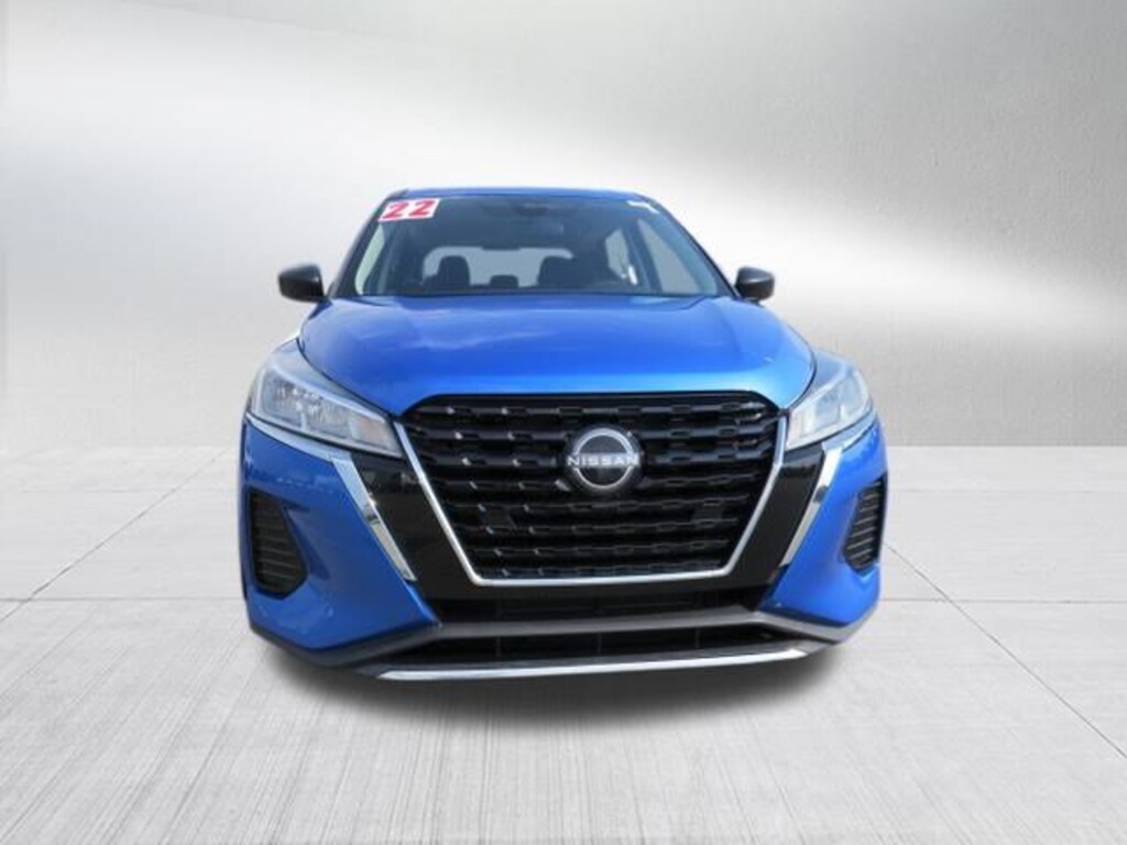 Used 2022 Nissan Kicks S SUV