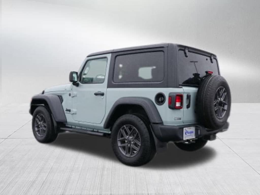 Used 2024 Jeep Wrangler Sport SUV