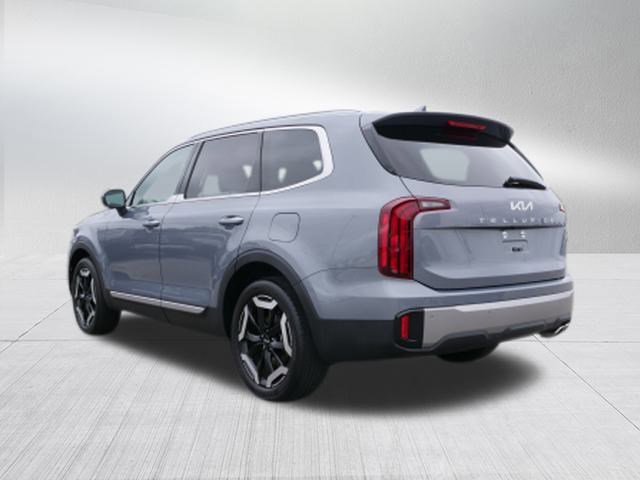 2025 Kia Telluride S photo 4
