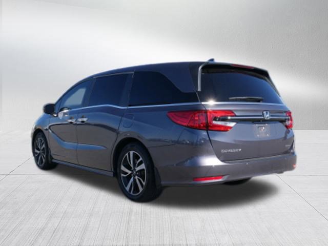 2021 Honda Odyssey Touring photo 3