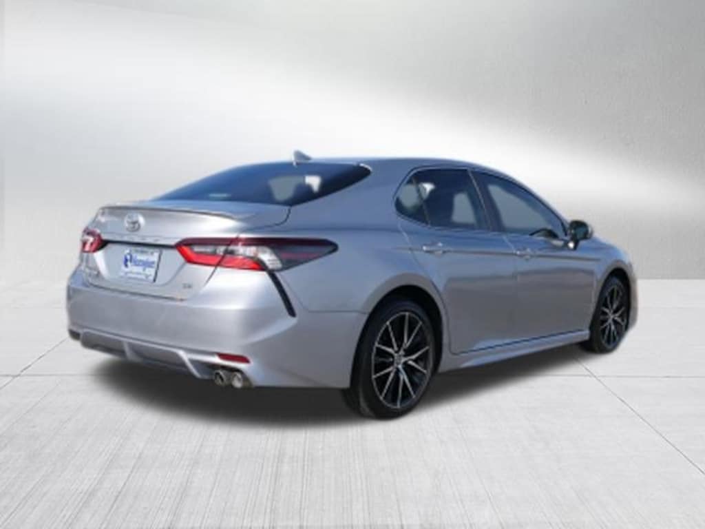 Used 2024 Toyota Camry SE Sedan
