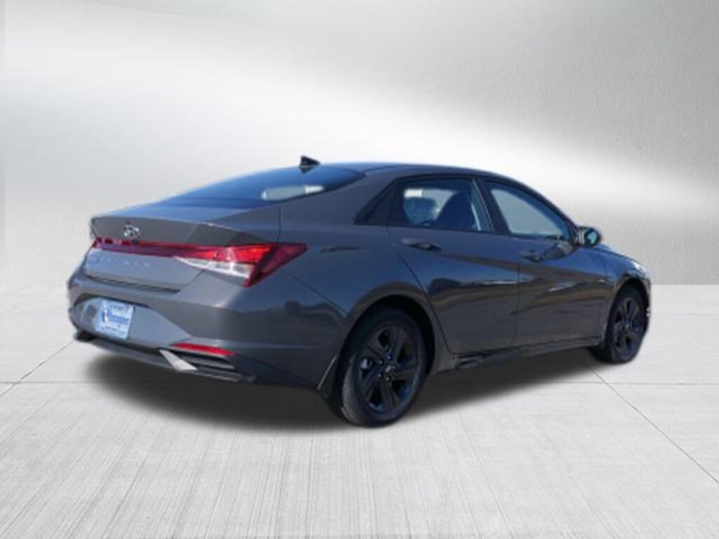 Used 2023 Hyundai Elantra SEL Sedan