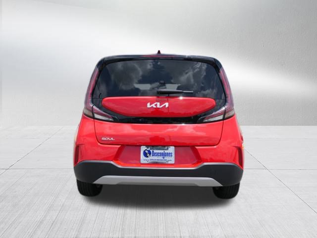 2024 Kia Soul LX photo 3