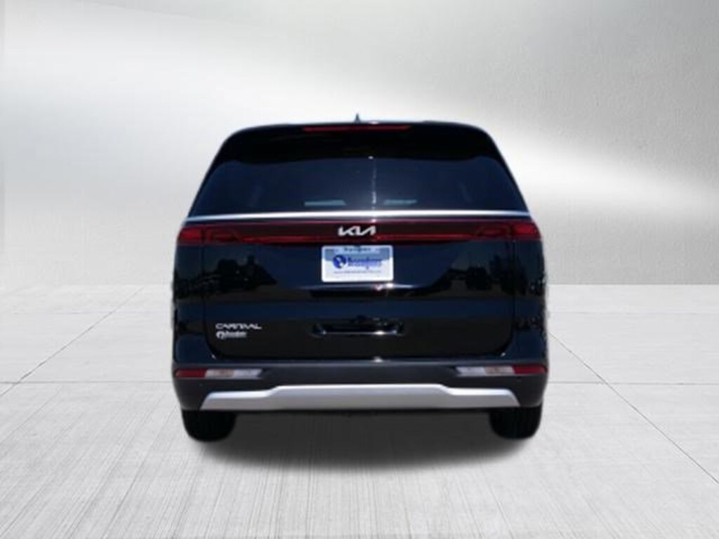 Used 2024 Kia Carnival LX Seat Package MPV