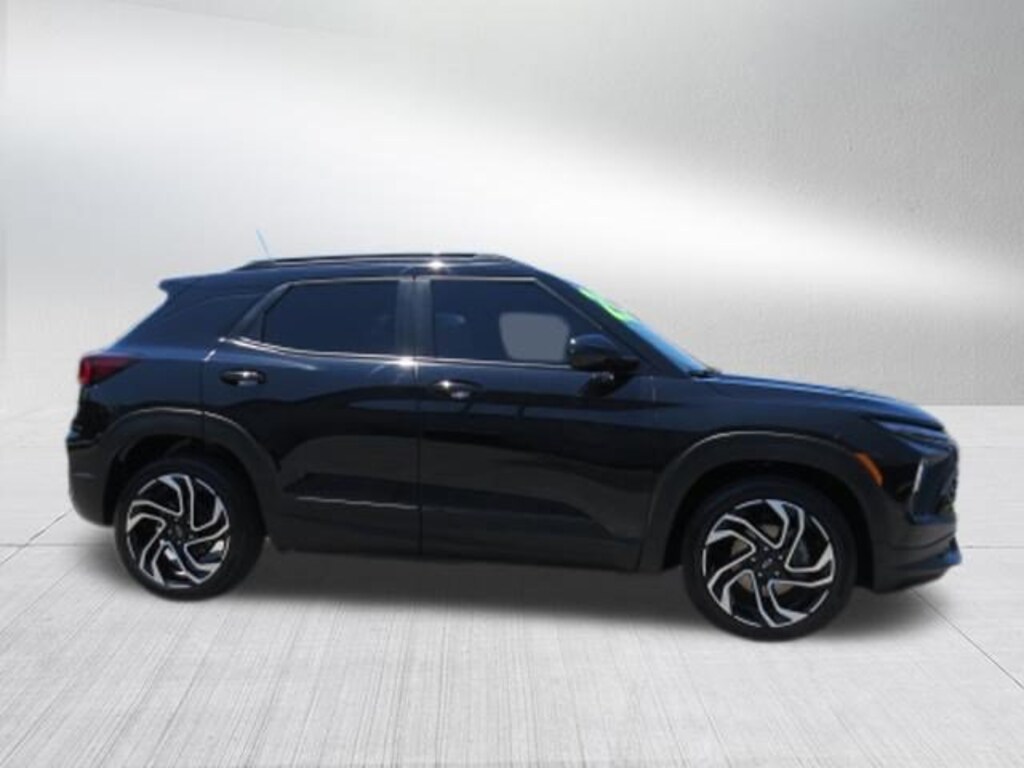Used 2025 Chevrolet Trailblazer RS SUV