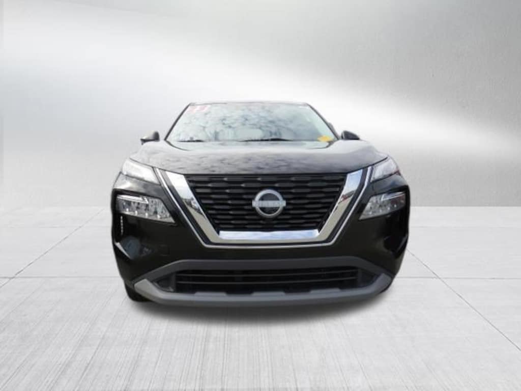 Used 2023 Nissan Rogue SV SUV