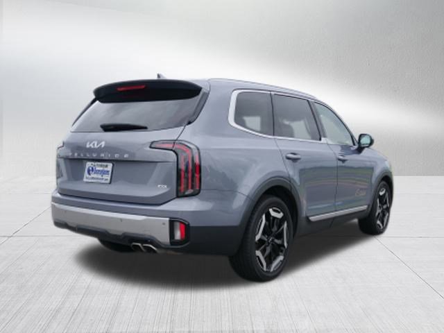 2023 Kia Telluride EX photo 2