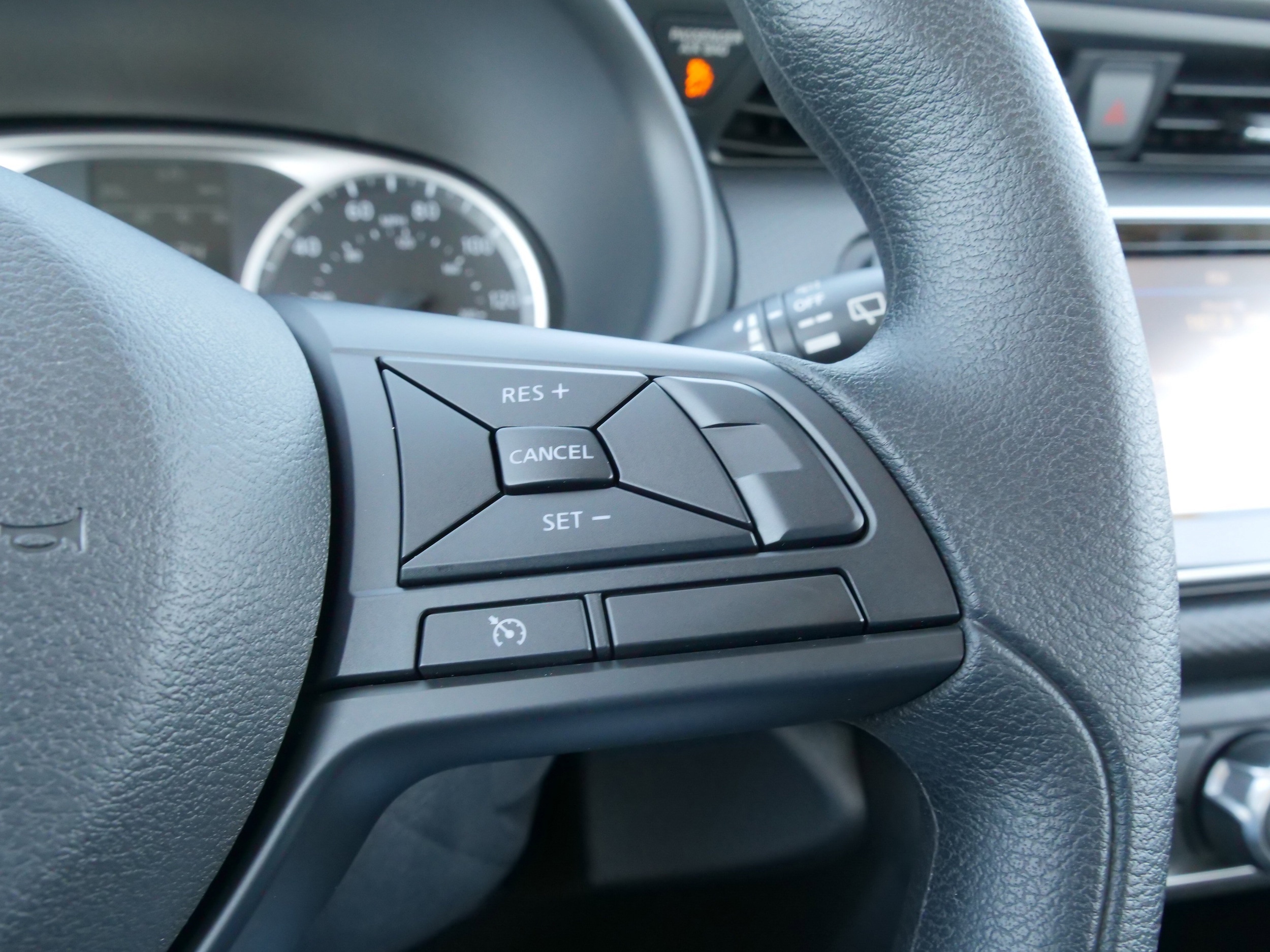 2025 Nissan KICKS PLAY Base - Photo 23