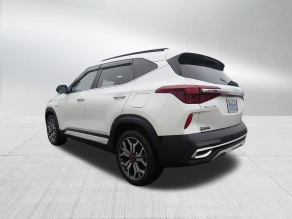 Used 2023 Kia Seltos SX SUV