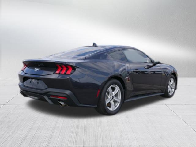 2024 Ford Mustang EcoBoost photo 2