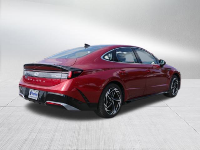 2024 Hyundai Sonata SEL Convenience photo 2