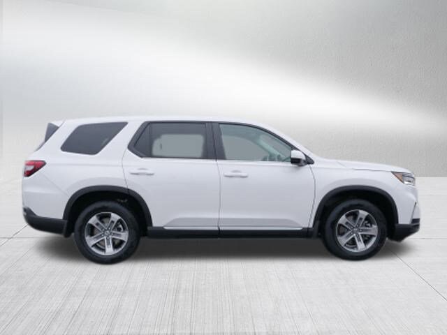 2025 Honda Pilot EX-L photo 2