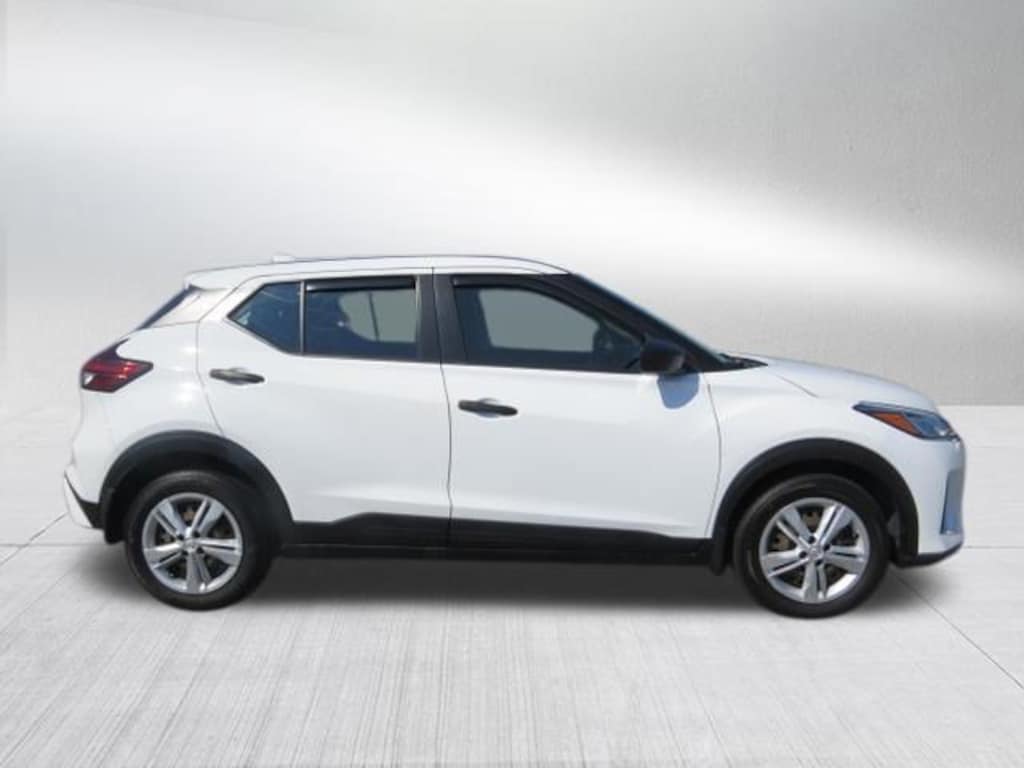 Used 2024 Nissan Kicks S SUV