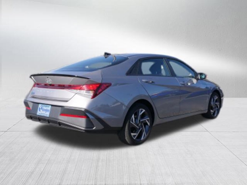 Certified 2025 Hyundai Elantra SEL Sport Sedan