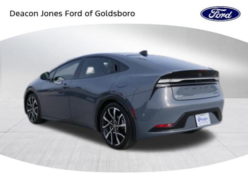 Used 2024 Toyota Prius Prime XSE Premium Hatchback