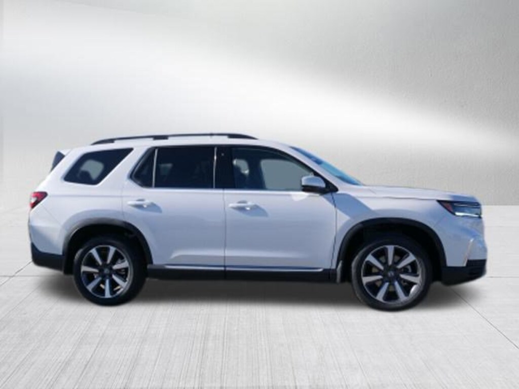 New 2025 Honda Pilot Touring SUV