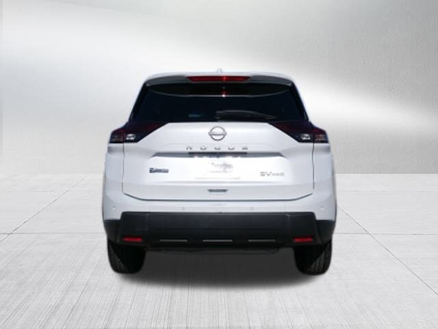 2024 Nissan Rogue SV photo 3