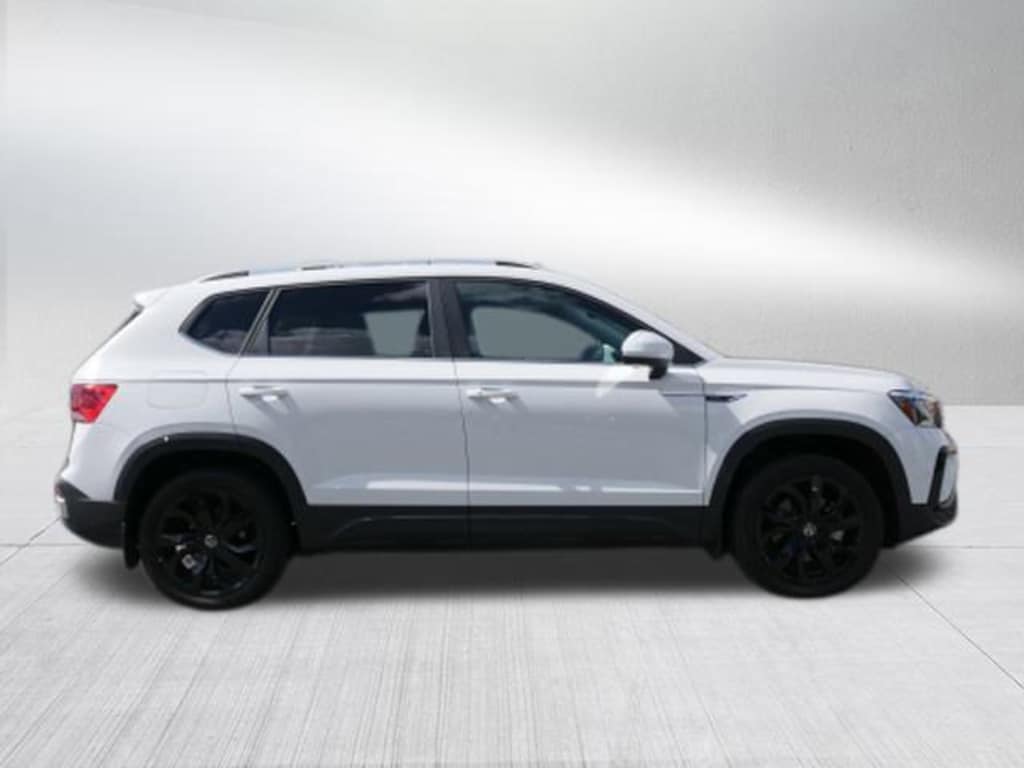 Used 2023 Volkswagen Taos 1.5T SE SUV