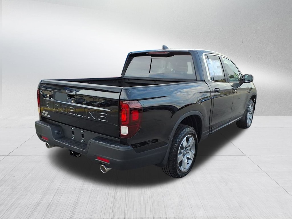 New 2026 Honda Ridgeline RTL Truck Crew Cab