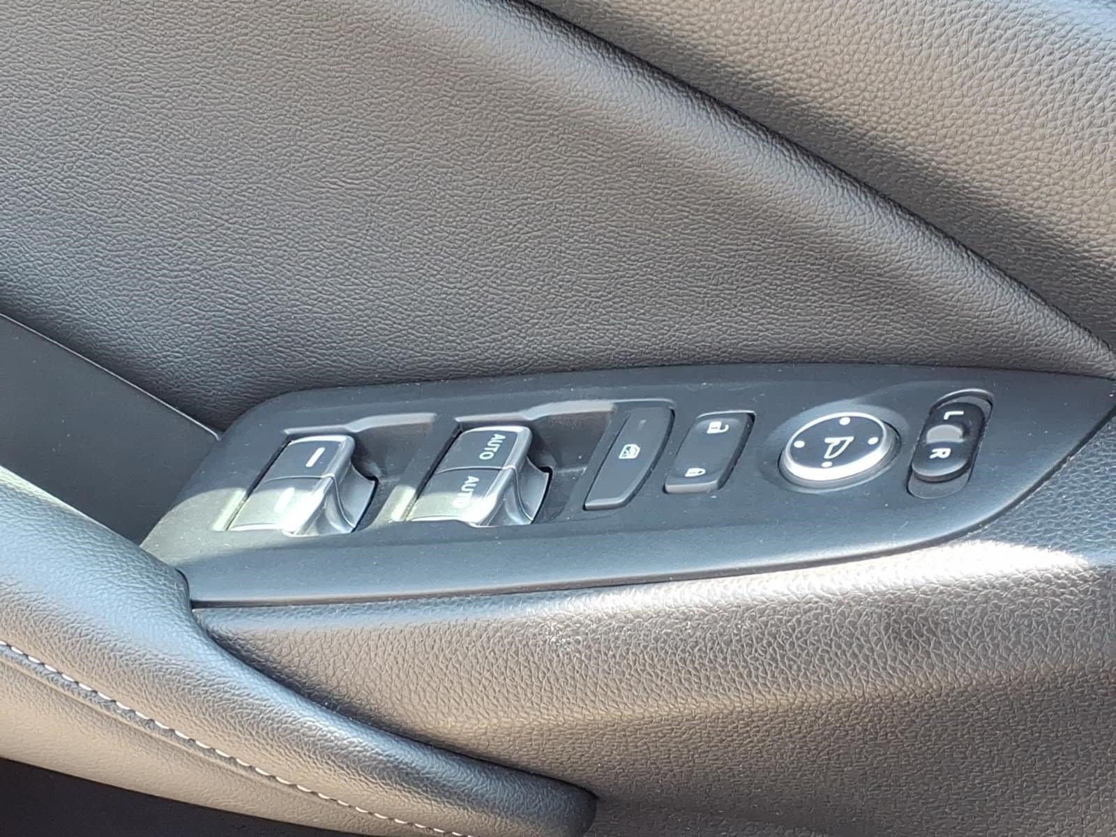 2020 Honda Accord Sport - Photo 30