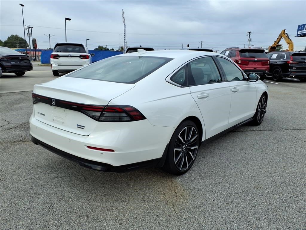 2024 Honda Accord Hybrid Touring photo 4