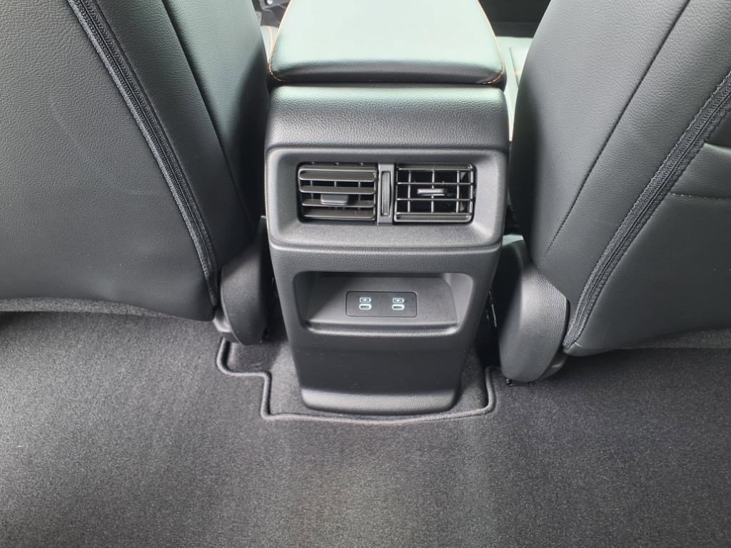 2025 Honda CR-V Sport-L - Photo 17