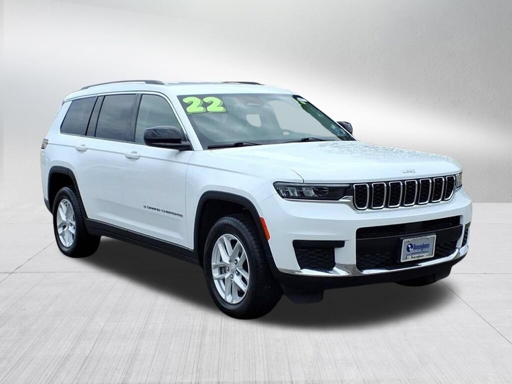 Used 2022 Jeep New Grand Cherokee Laredo SUV