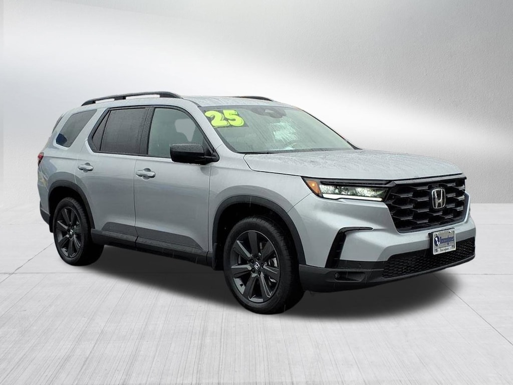 New 2025 Honda Pilot Sport SUV