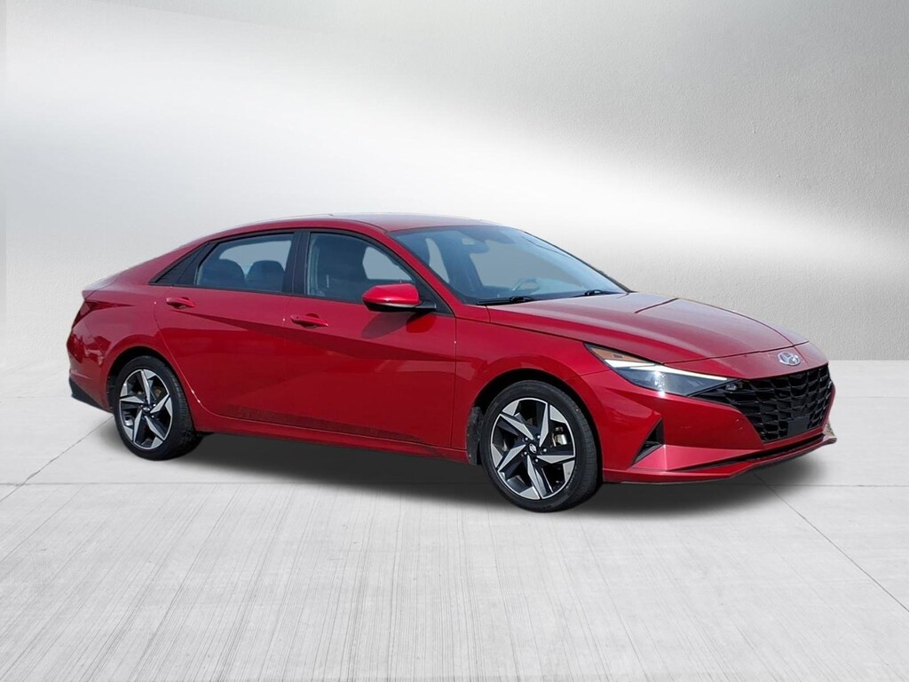 Used 2023 Hyundai Elantra SEL Sedan