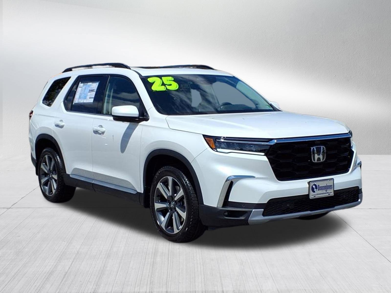 2025 Honda Pilot Elite photo 2